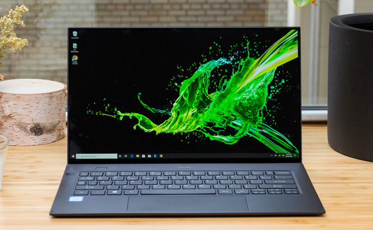 Laptop Asus ZenBook UX425EA i5 (KI839W) phản ảnh độ tương phản màu sắc rõ ràng 