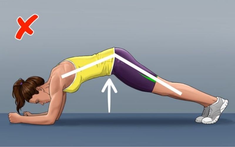 Tư thế Plank sai thường mắc phải là nâng mông quá cao
