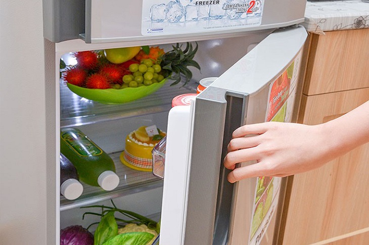 Kiểm tra thermic sau khi sửa chữa bằng cách mở tủ lạnh sẽ nghe tiếng khí gas phun vào dàn lạnh