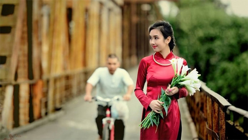 Hình ảnh con người Việt Nam thật đẹp trong ca khúc "Việt Nam"