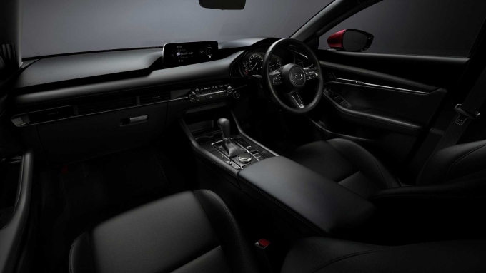 Mazda3 bản nâng cấp tập trung vào công nghệ và tính năng an toàn. Ảnh: Mazda