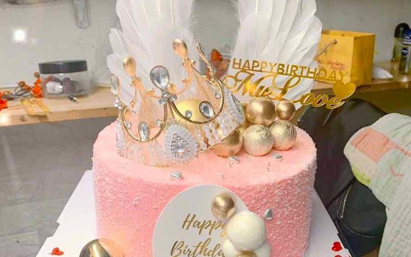 Bánh sinh nhật vương miện công chúa xinh xắn