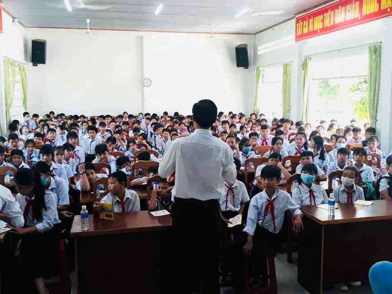 đánh giá Trường THPT Dân lập Vân Phú có tốt không