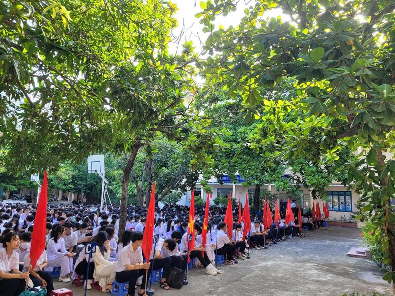 Đánh Giá Trường THPT DL Nguyễn Thiện Thuật - Khánh Hòa Có Tốt Không