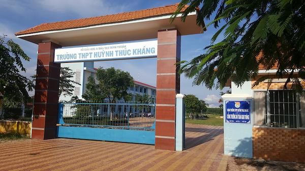 Đánh Giá Trường THPT Huỳnh Thúc Kháng - Bình Thuận Có Tốt Không