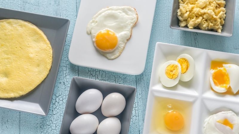 Chế độ ăn Egg Fast chỉ được tiêu thụ trứng và các loại chất béo lành mạnh 