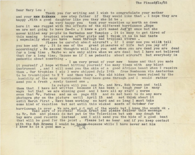 Bức thư đánh máy của Hemingway gửi sinh viên Mary Lou. Ảnh: Raabcollection