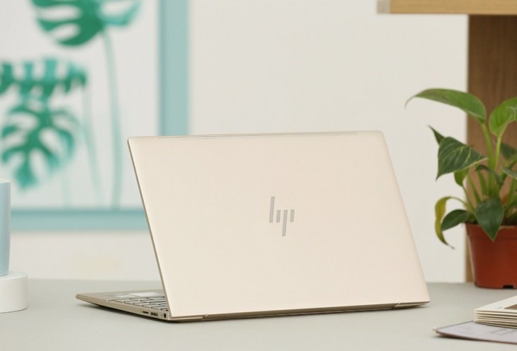 Laptop HP có chất liệu vỏ máy bằng hợp kim nhôm tính thẩm mỹ cao