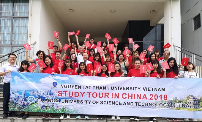 Sinh viên Đại học Nguyễn Tất Thành thực tập tại Trung Quốc. Ảnh: Đại học Nguyễn Tất Thành