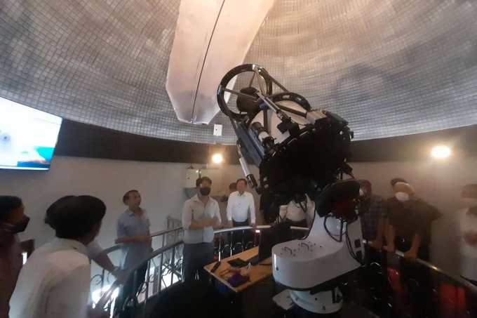Kính thiên văn Plane wave CDK600 - kính thiên văn tốt nhất và hiện đại nhất Việt Nam hiện nay, được đặt ở Trung tâm Khám phá Khoa học & Đổi mới sáng tạo tỉnh Bình Định. Ảnh: Bình Định