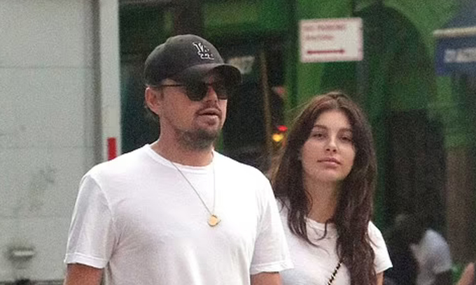 Leonardo DiCaprio và Camila Morrone (phải) chia tay giữa năm 2022. Ảnh: Ace Pictures
