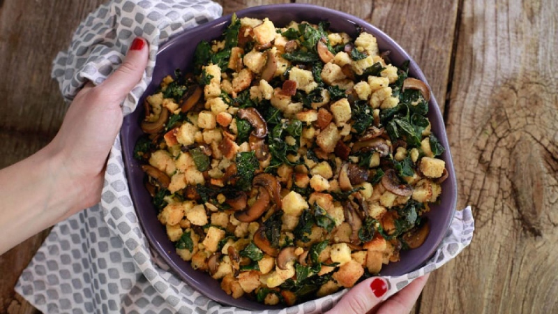 Stuffing nấm và cải xoăn - Mushroom kale