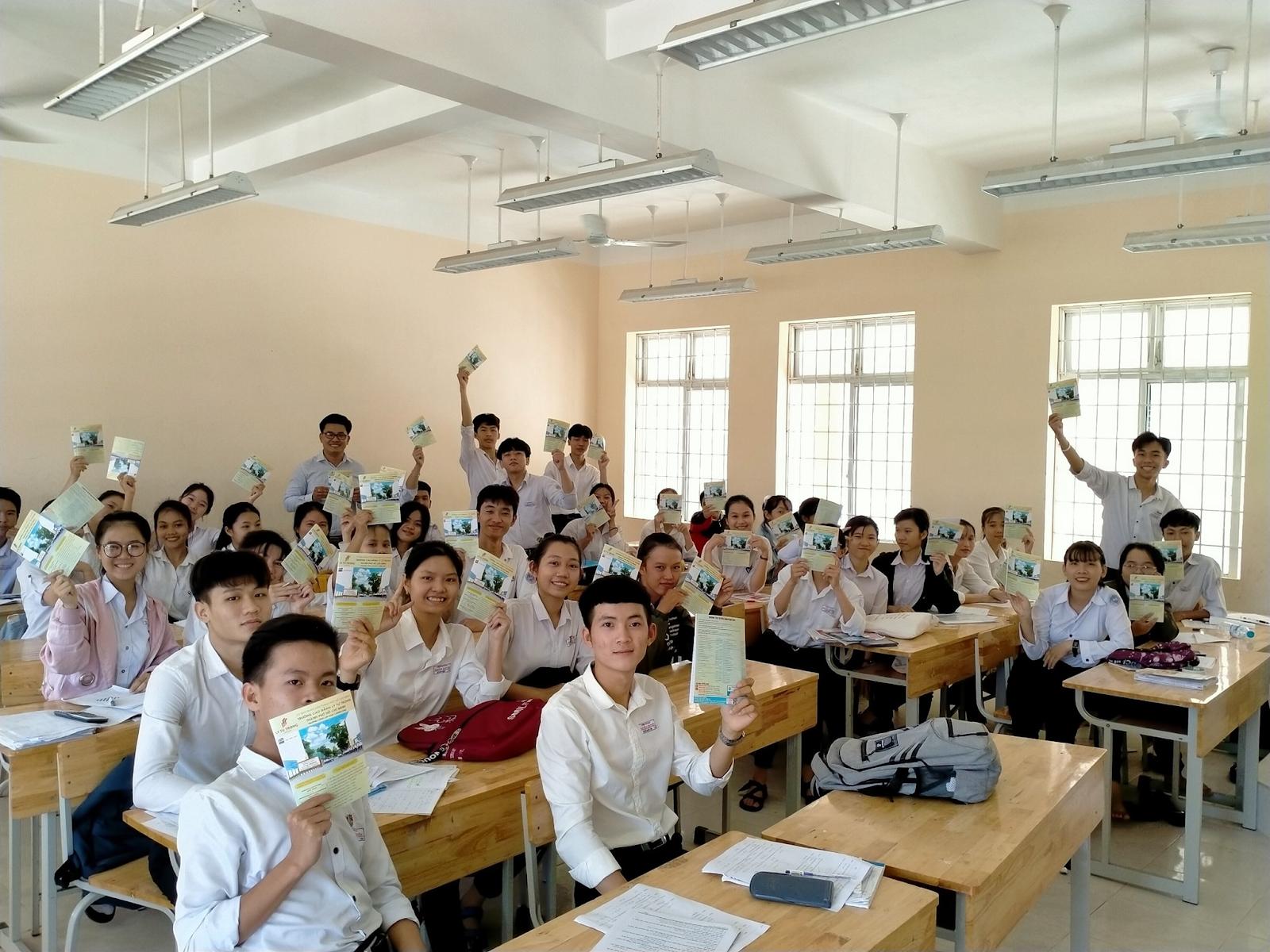 Đánh Giá Trường THCS Và THPT Nguyễn Khuyến Tỉnh Phú Yên Có Tốt Không
