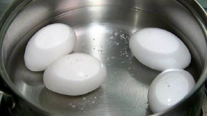 Cách luộc trứng