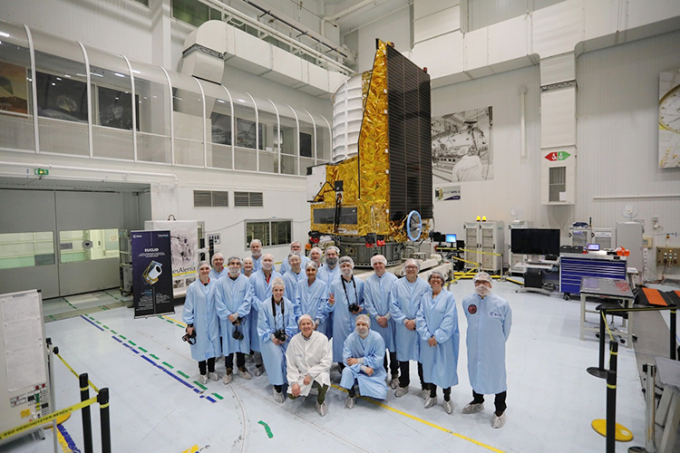 ESA đang hoàn tất những thử nghiệm cuối cùng để phóng tàu Euclid vào tháng 7/2023. Ảnh: ESA