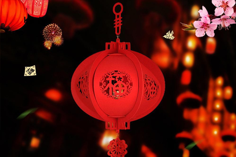 Đối với người dân Trung Quốc, đèn lồng thường được treo trước nhà
