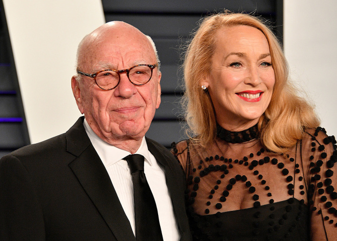 Rupert Murdoch và Jerry Hall tham dự lễ trao giải Oscar ở Beverly Hills, bang California, Mỹ năm 2019. Ảnh: AFP