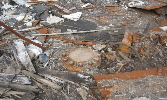 Lỗ khoan bị chốt chặt ở Kola vào năm 2012. Ảnh: Wikimedia
