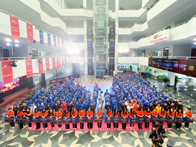 Hàng trăm thí sinh tham gia thi đấu tại vòng Sơ loại Quy Nhơn. Ảnh: Tổ chức Giáo dục FPT