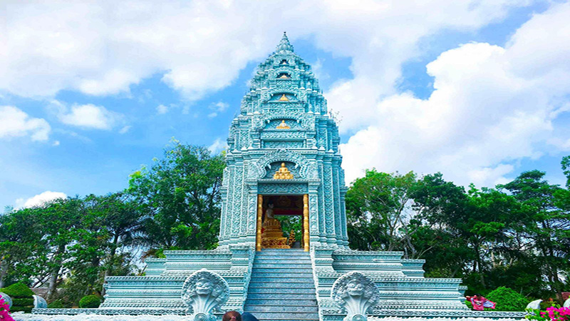 Wat Pătum Wôngsa Som Rông