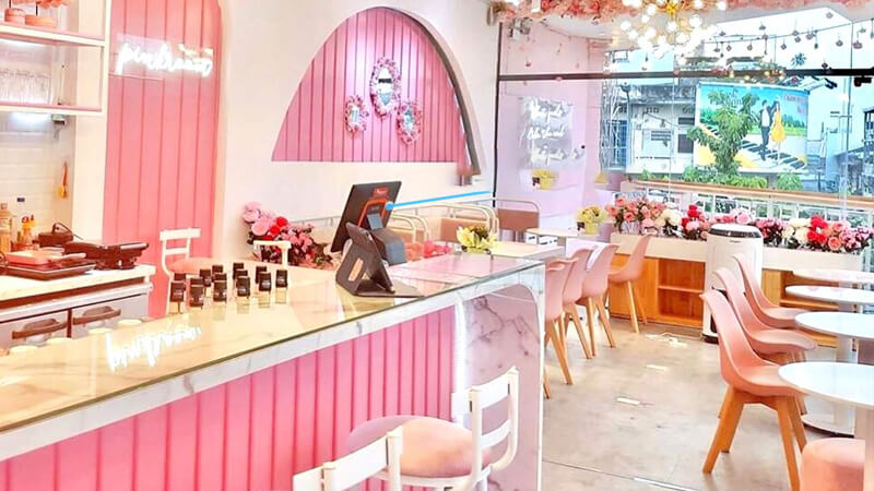 Pinkroom Cafe