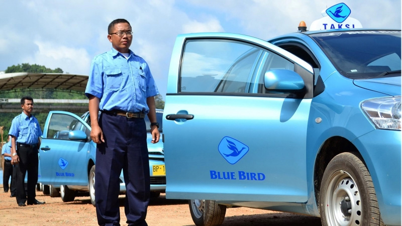 Taxi Blue Bird