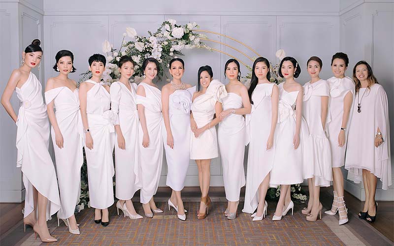 25 mẫu đầm đi đám cưới đẹp mà cuốn hút cho mùa cưới 2023  Cardina
