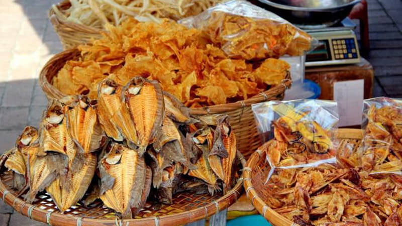 Một số món hải sản khô được bày bán tại các khu chợ tại Nha Trang