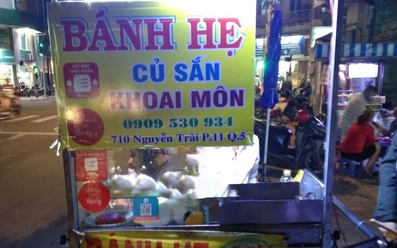 Quán ăn vặt ngon quận 5: Bánh hẹ đường Nguyễn Trãi