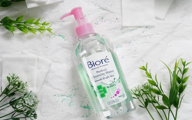 Biore Make-Up Remover Perfect Cleansing Water Acne Care