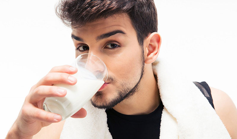 Phái mạnh uống sữa đậu nành có bị vô sinh không?