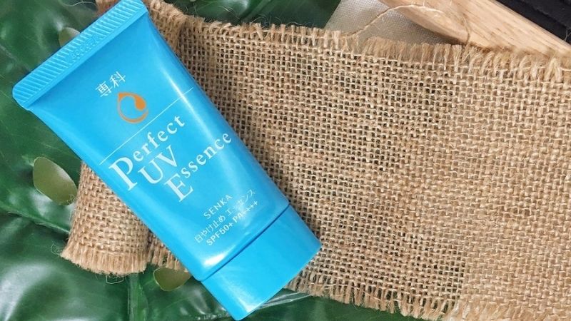 Review chi tiết tinh chất chống nắng Senka Perfect UV Essence dưỡng ẩm tự nhiên